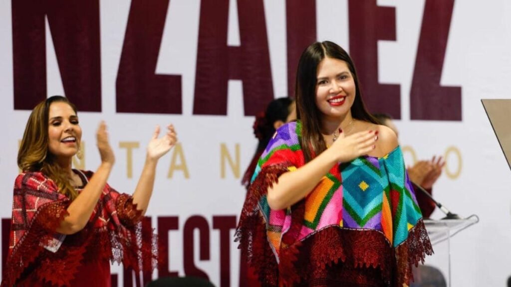 Anahí González se presentó ante el pueblo y renovó su compromiso con la ciudadanía.