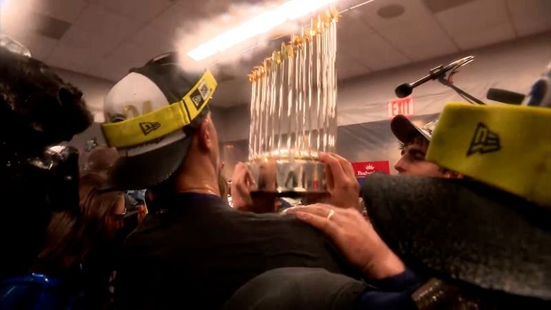 Descubre la apasionante celebración de los Dodgers de Los Ángeles al conquistar su octava Serie Mundial