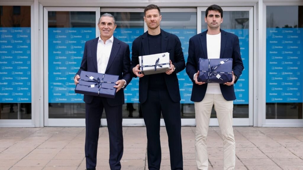 El Real Madrid sorprende a niños hospitalizados con regalos navideños