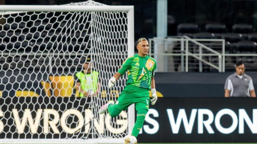 Keylor Navas llega a México y desata la euforia: "Su contratación convierte a Pumas en aspirante al título"