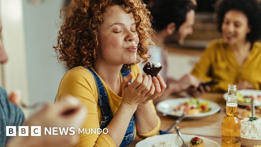 La razón por la que siempre hay espacio para el postre, incluso cuando estamos llenos, según un anatomista
