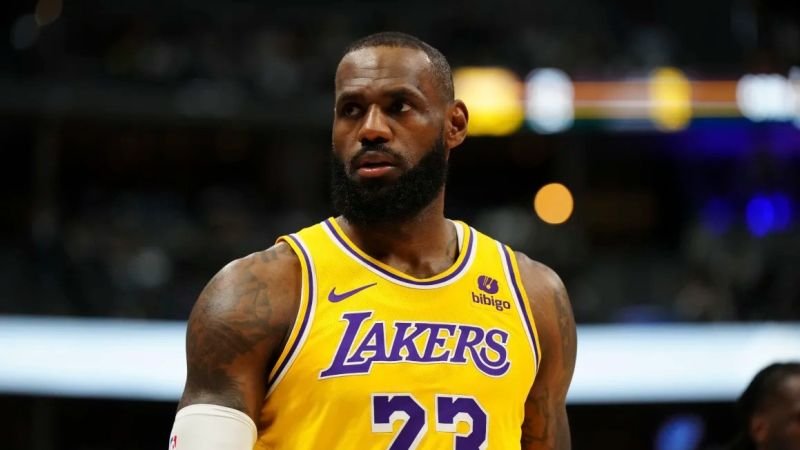 LeBron James apoya a Kamala Harris en su candidatura presidencial frente a Trump