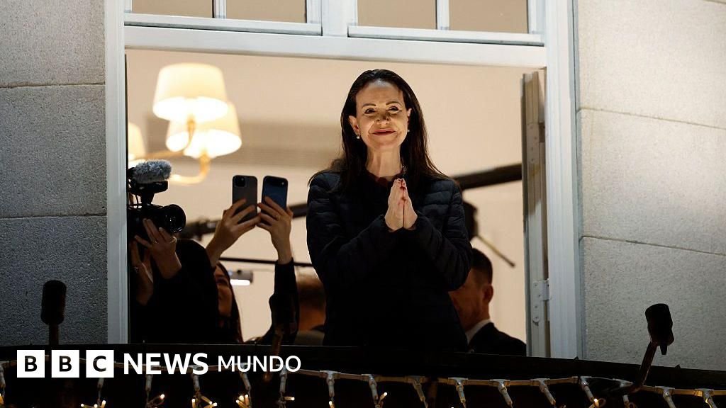 María Corina Machado se expresa sobre su regreso a Venezuela y los riesgos que enfrenta en una entrevista con la BBC desde Oslo