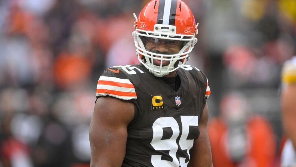 Myles Garrett responde a los Steelers tras su victoria