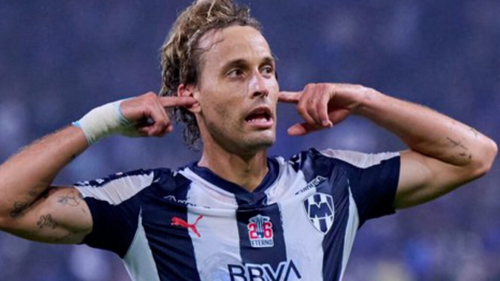 Sergio Canales destaca en los Rayados de Sergio Ramos con un gol y una asistencia