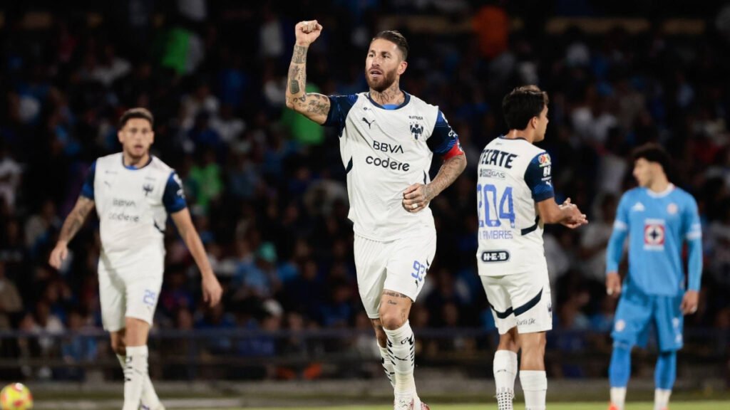 Sergio Ramos anota de nuevo: un cabezazo característico tras una conexión impecable con Canales