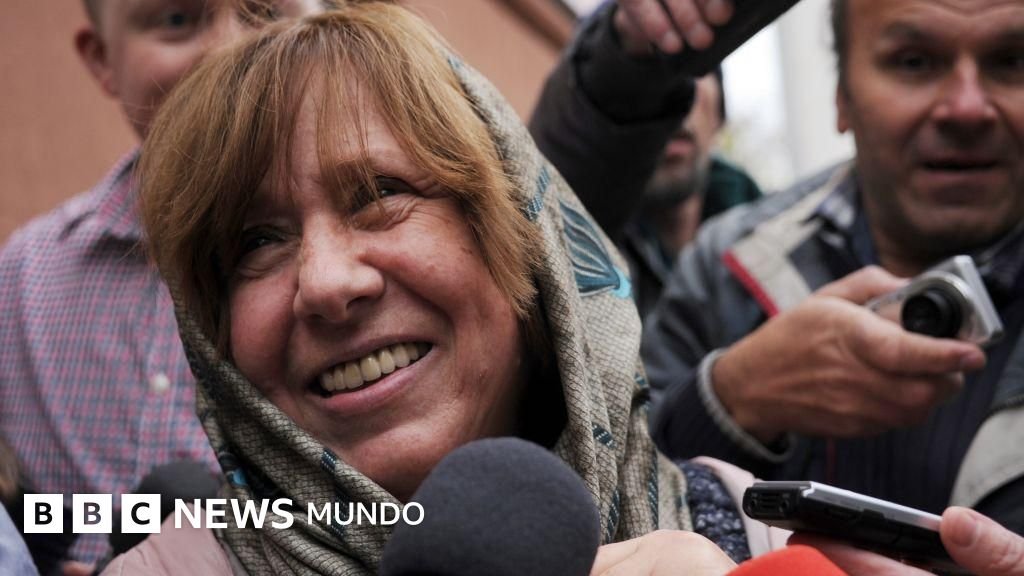 Svetlana Alexievich: La Nobel que reveló el espíritu humano detrás del drama de Chernóbil