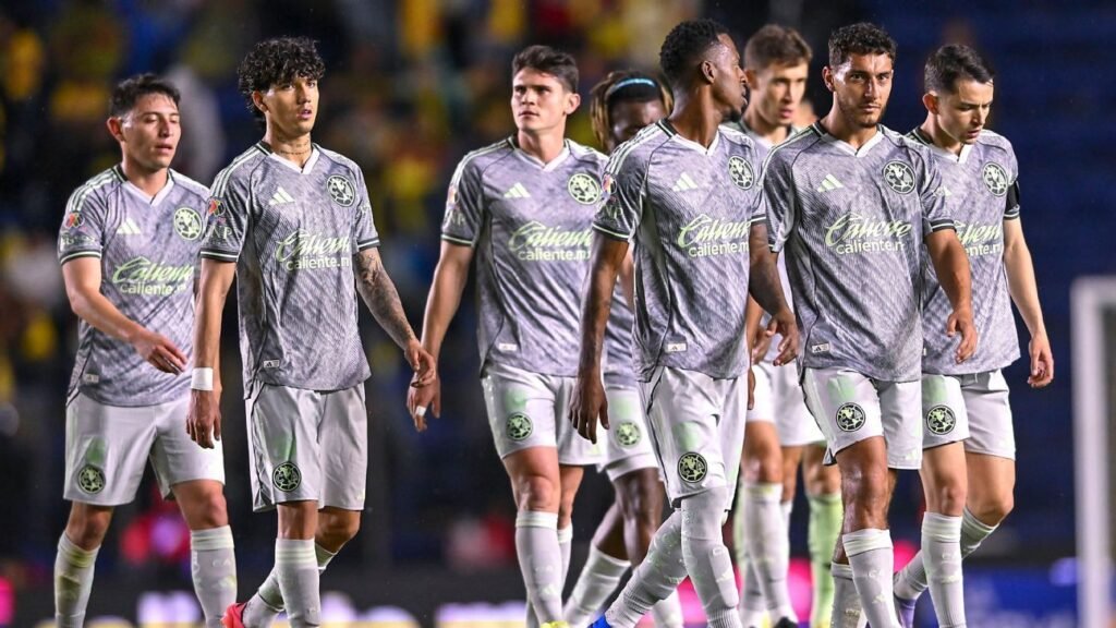 América sufre una dura derrota en casa con un rendimiento decepcionante