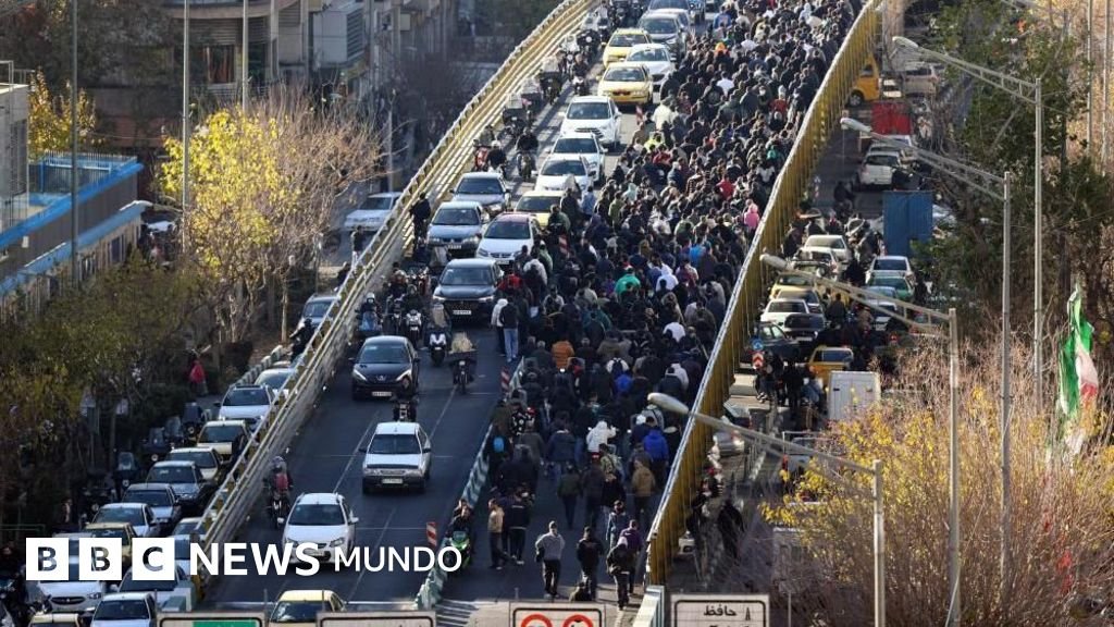 El quinto día de manifestaciones en Irán culmina en la trágica muerte de seis personas