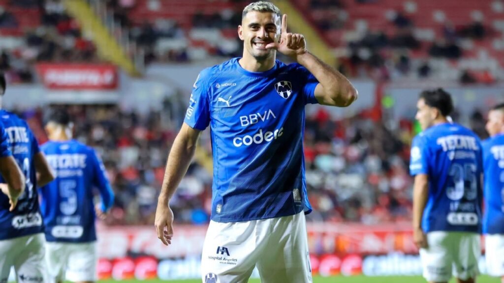 Rayados retoma el rumbo y logra su primera victoria