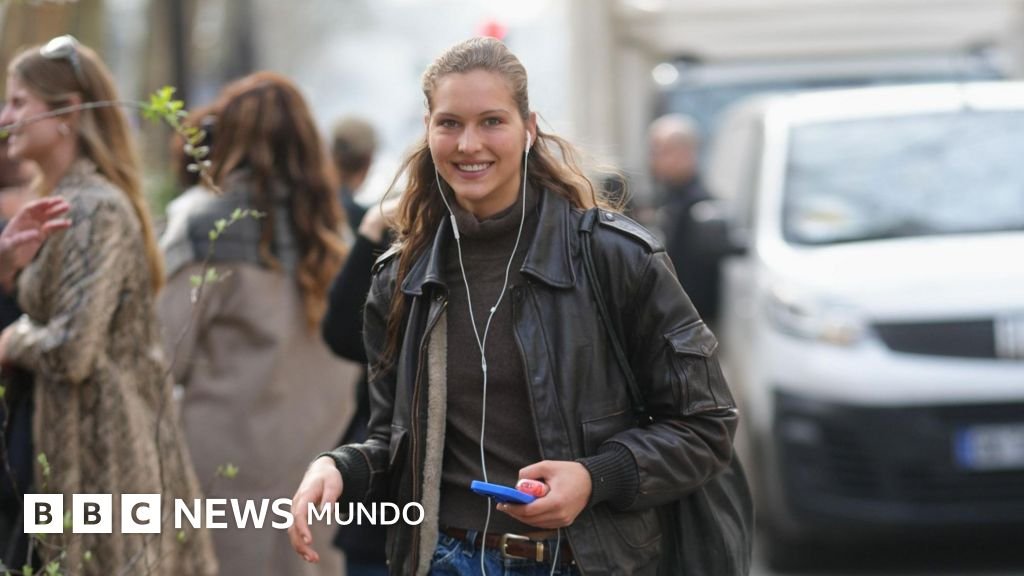 El regreso de los audífonos con cable frente a las críticas de los inalámbricos