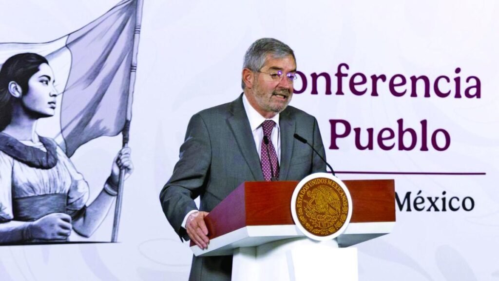 Impulsa un nuevo enfoque para la atención consular