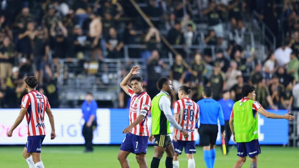 Chivas se despide en penales de la Leagues Cup ante el LAFC tras un emocionante empate en Los Ángeles