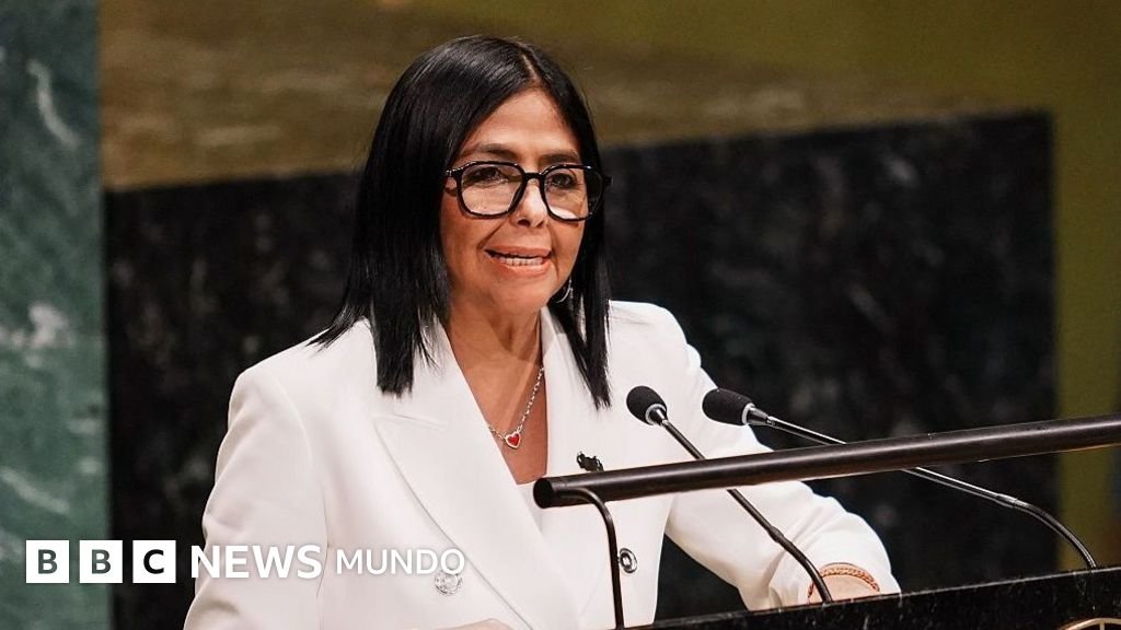 Delcy Rodríguez afirma en la ONU que Venezuela se encaminará hacia "una democracia plena", pero sin fecha para las elecciones.