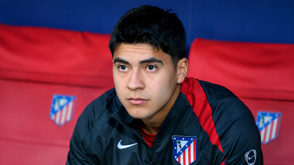 El Atlético de Madrid frenó el préstamo de Obed Vargas, según revela Rafaela Pimenta.