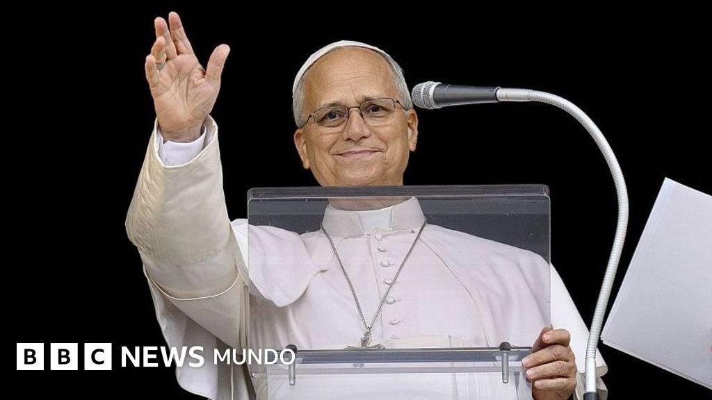 El papa León XIV reaparece en público tras su cirugía por cáncer de pulmón, generando "optimismo" sobre su viaje a América Latina.