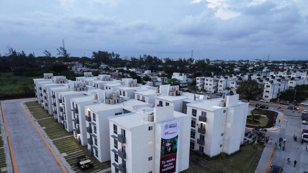 Infonavit presenta 900 casas del Programa Vivienda para el Bienestar en Veracruz