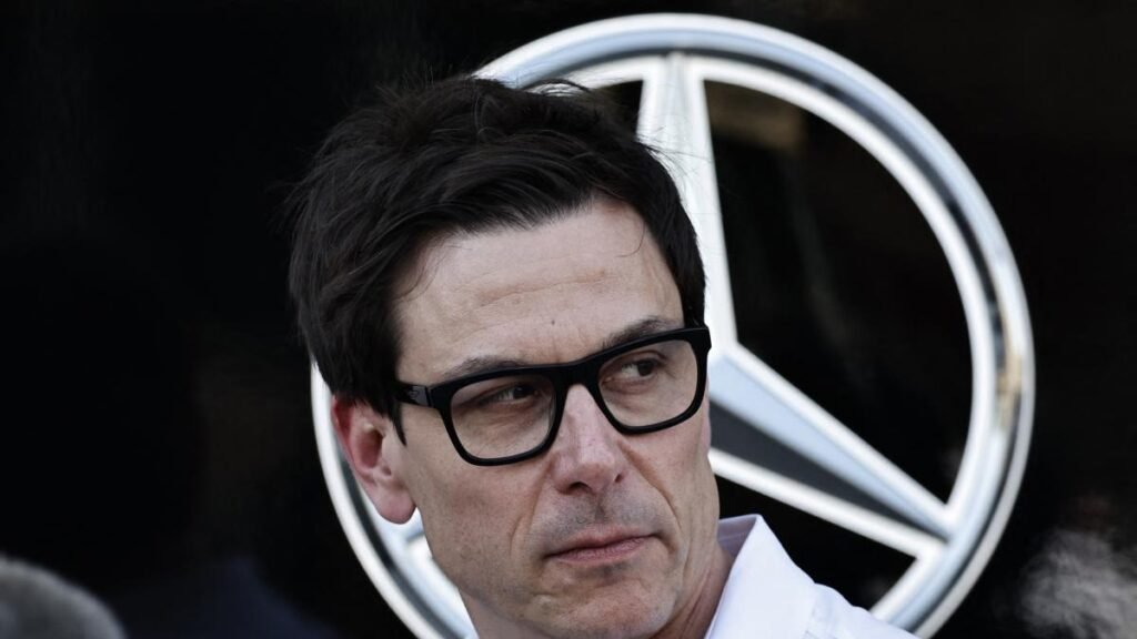 “Toto Wolff comenta sobre el ritmo de Mercedes en el GP de Baréin: 'Hemos retrocedido'”