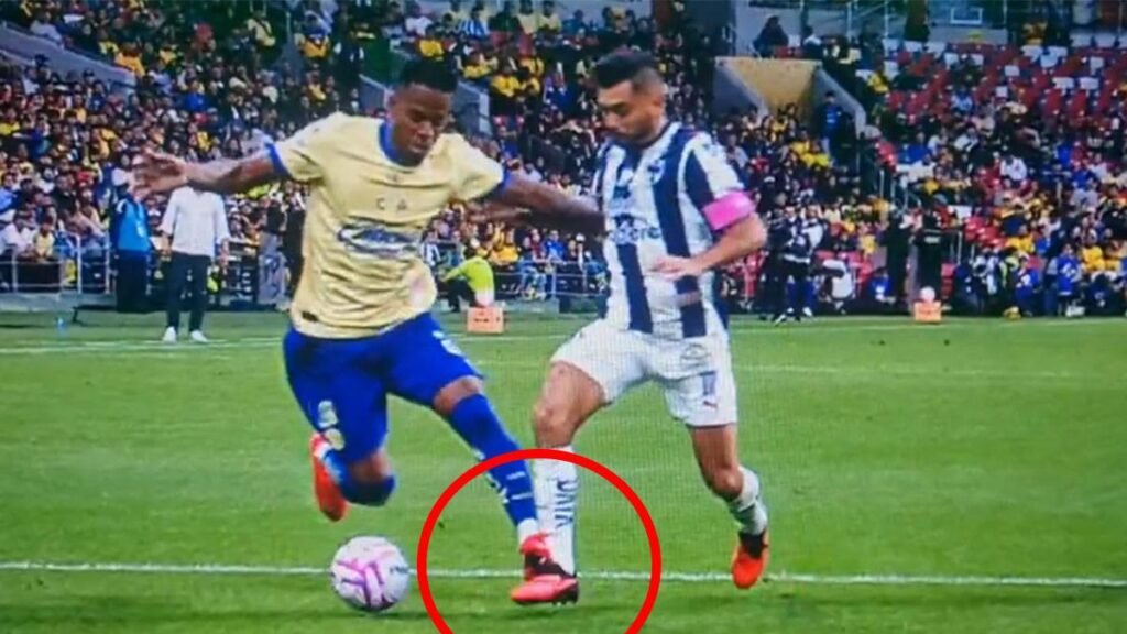 Un 'penal' digno de estadio: el indulto al América
